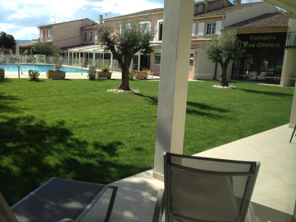 Le Domaine Des Oliviers Hotell Pierrelatte Rom bilde